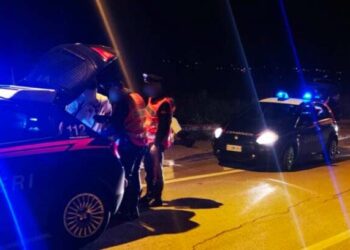 Banditi in azione al centro commerciale “Costa Verde”: rapinata la gioielleria