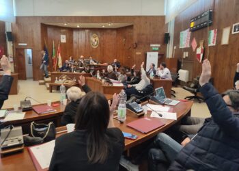 FI: «Piano spiaggia approvato ma contestato da Menna. È un teatrino istituzionale»