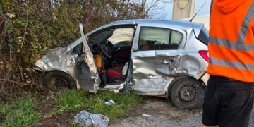 Scontro tra due auto nella zona industriale di San Salvo, due i feriti