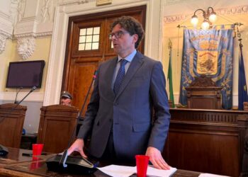 Menna vince, il centrosinistra no. Dietro il flop della coalizione c’è anche la battaglia su Vasto