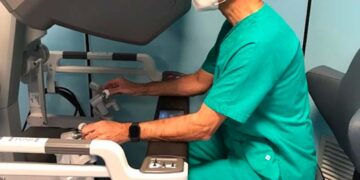 A Chieti primo paziente operato per un tumore con il robot Da Vinci