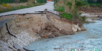 I lavori per riaprire la fondovalle Treste finiscono in polemica: «Merito della Regione»