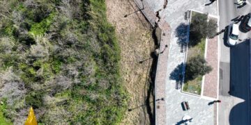 L’Italia spezzata a metà, si riattiva frana di Petacciato: sospesa la circolazione su A14 e ferrovia. Evacuazioni in paese