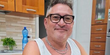 I familiari di Domenico, disperso dopo il crollo del ponte: «Siamo venuti qui per sapere la verità»