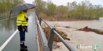 Tra allagamenti e cadute massi viabilità in ginocchio, esondano i fiumi