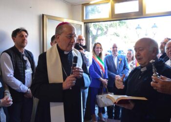 Benedetti e distribuiti i taralli di San Vitale: la città si prepara a festeggiare il Santo patrono