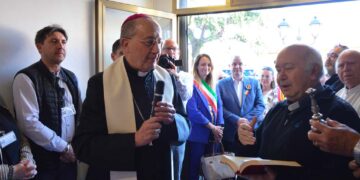 Benedetti e distribuiti i taralli di San Vitale: la città si prepara a festeggiare il Santo patrono