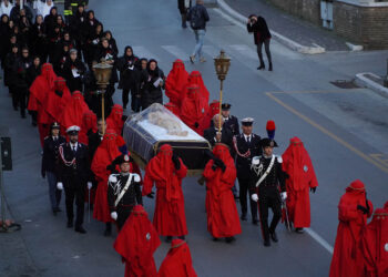 Annullata la processione del Cristo morto, «gravi disagi dall’emergenza maltempo»