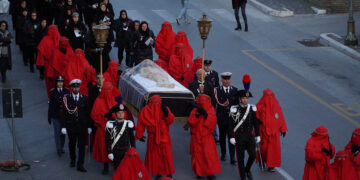 Annullata la processione del Cristo morto, «gravi disagi dall’emergenza maltempo»