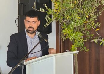 Il futuro non si taglia con un nastro, ma si costruisce lentamente