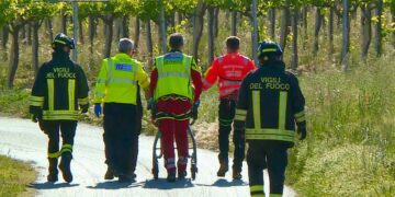 Ultraleggero caduto, indaga la procura: si ipotizza l’urto con un cavo