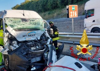 Incidente sul tratto vastese dell’A14: due feriti, un chilometro di coda verso sud