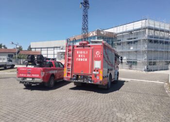 Operaio 30enne schiacciato da pannelli solari, trasportato a Pescara in eliambulanza