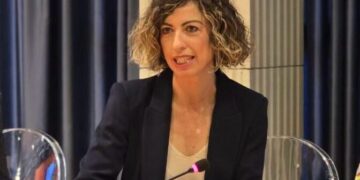 Discriminazioni e violenze di genere, il centrosinistra: «Subito la legge regionale»