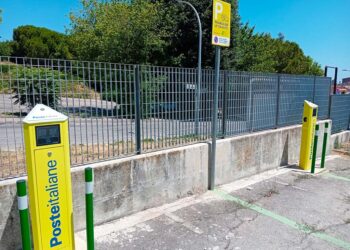 Salgono a 30 le colonnine elettriche installate da Poste italiane in provincia di Chieti