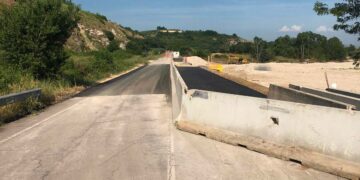 C’è il via libera al senso unico alternato sul tratto crollato della fondovalle Treste