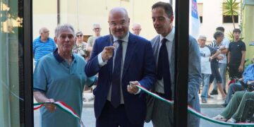 Un’altra stagione politica per Menna, aperta la sede di Casa Riformista «per costruire un’alternativa»