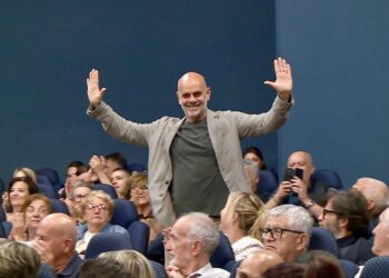 «La grande emozione di tornare nel posto dell’anima»: Riccardo Milani e l’abbraccio di Vasto