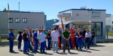 Rheinmetall, la protesta continua: «Vogliamo garanzie sul futuro». Domani altre 2 ore di sciopero