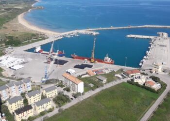 Renexia scarta Vasto e costruisce la fabbrica a Ortona, si infiamma il clima politico