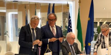 Passaggio del Martelletto al Lions Adriatica Vittoria Colonna: Carmine Di Risio nuovo presidente