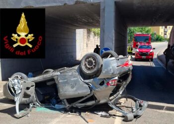 Auto si ribalta in contrada Stazione, due feriti a San Salvo, interviene l’eliambulanza