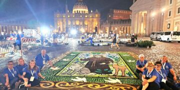 La Pro Loco San Salvo all’Infiorata storica di Roma: San Francesco messaggero di pace a San Pietro