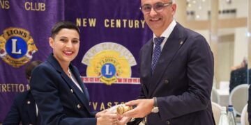 Passaggio del martelletto al Lions Club New Century: Luca De Carolis succede a Erika De Cristofaro