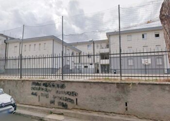 Alla scuola media “Salvo D’Acquisto” via ai lavori su area esterna e copertura dell’edificio