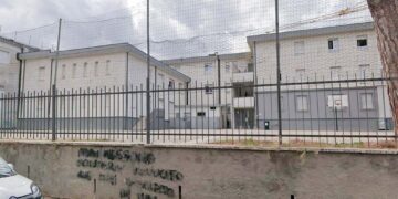 Alla scuola media “Salvo D’Acquisto” via ai lavori su area esterna e copertura dell’edificio