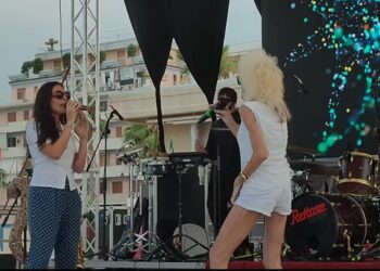 Ditonellapiaga a sorpresa al concerto di Rettore: stasera insieme sul palco di Vasto Marina