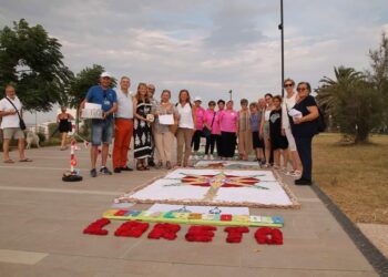 Infiorata all’uncinetto itinerante 2026: il ritorno a casa a San Salvo Marina