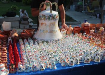 Campanelle, colori e tradizione: Piazza Rossetti si è accesa per San Rocco