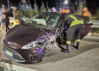 Scontro tra due auto sulla Trignina, ferita una bambina di cinque anni