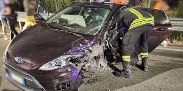 Scontro tra due auto sulla Trignina, ferita una bambina di cinque anni