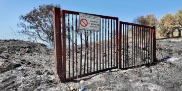 Brucia ancora la discarica di rifiuti altamente inquinanti