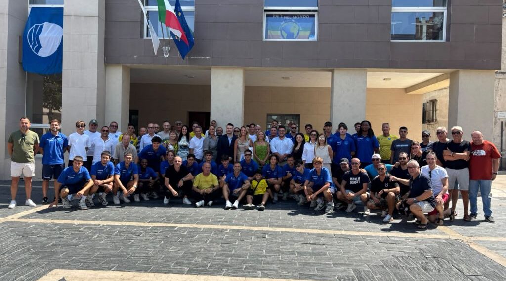 Presentato l’U.S. San Salvo in Comune: «Tutti responsabili di questa maglia. Noi secondi a nessuno»