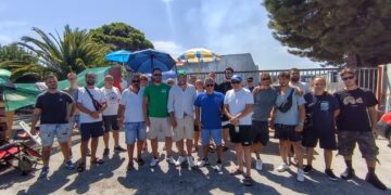 Nel presidio dei lavoratori Cima: «Qui ci sono qualità e fatturato, ma l’azienda vuole trasferirci in Lombardia»