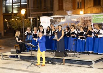 Sei ore di musica e tradizioni popolari: successo per la Rassegna folkloristica