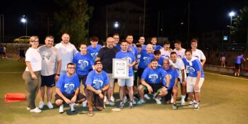 Cinquanta anni dopo, lo stesso abbraccio: il S. Eusanio ritrova la sua grande famiglia