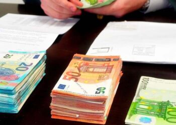 Stamperia del falso in Abruzzo: banconote contraffatte vendute in Europa, cinque indagati