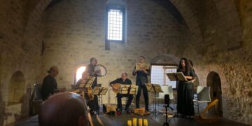 Standing ovation per l’Ensemble Stella Nova di Vasto al concerto di Assisi