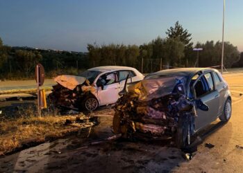 Drammatico incidente nella notte a San Salvo: muore 16enne, quattro i feriti
